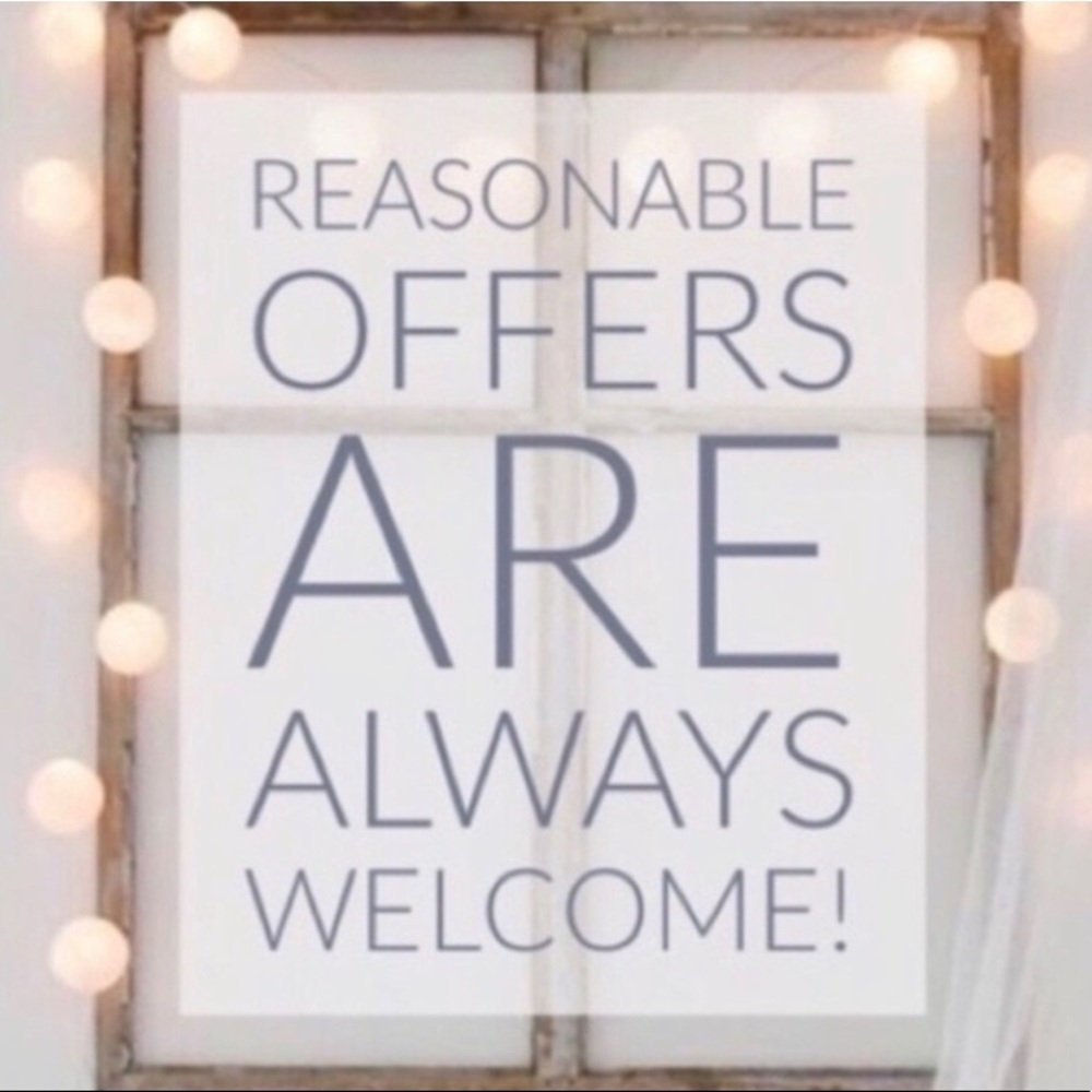 Please feel free to make reasonable offers 💕💕